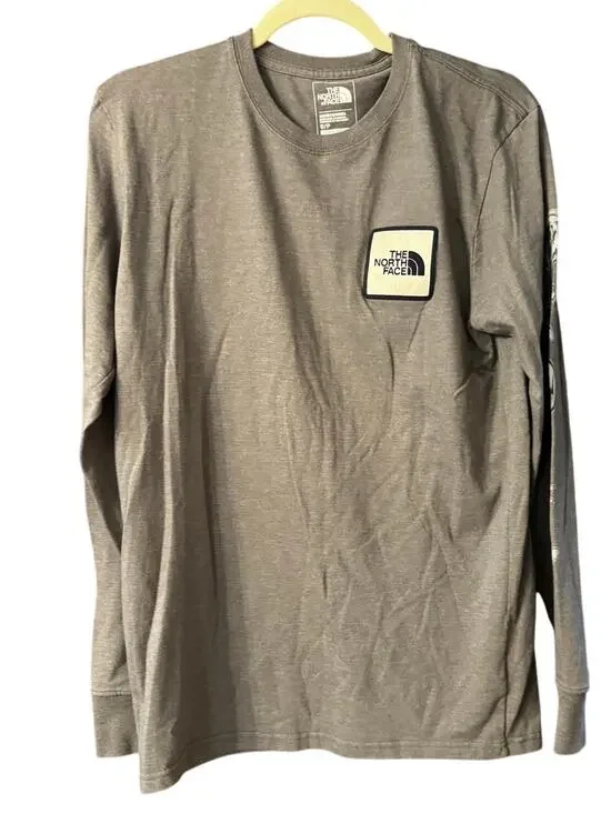 The North Face Mens Small Long Sleeve Graphic Shirt Gray Logo Patch TNF 1966