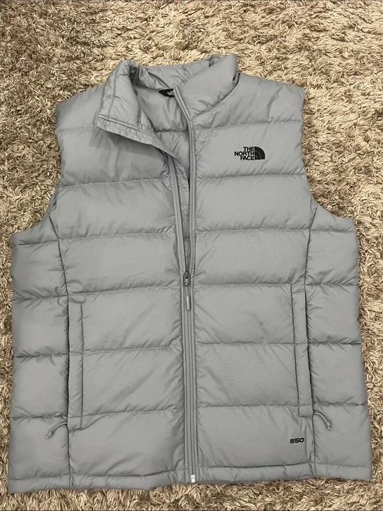 The North Face Men’s Light Gray Puffer Vest