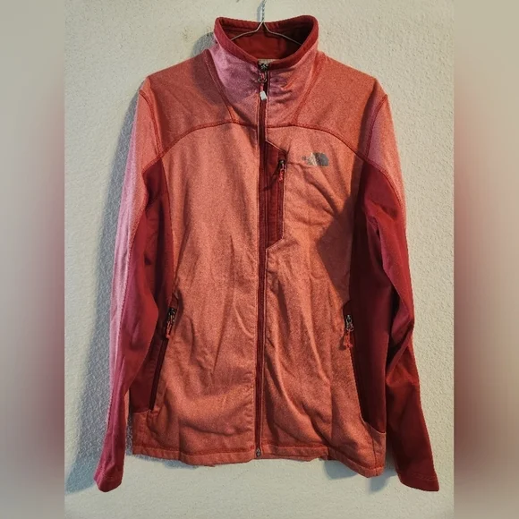 The North Face Men’s Fleece full zip up jacket size medium