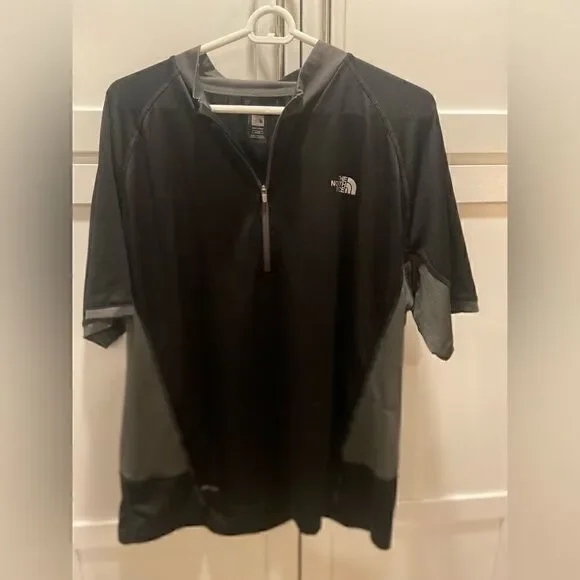 The North Face Cycling 1/4 Zip Pullover Sz XL Vaporwick Black Gray Back Pocket