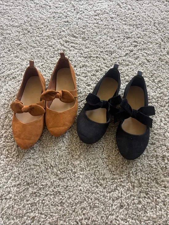 Old Navy Girls Bow Ballet Flats in Brown and Black