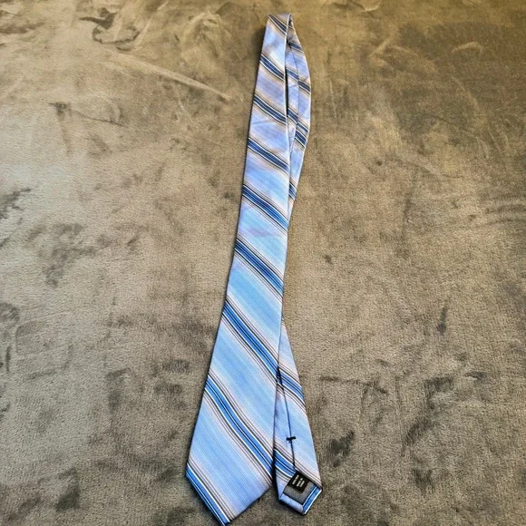 Kenneth Cole AWEARNESS Silk Striped Dress Tie Blue Black‎ Formal Necktie Mens