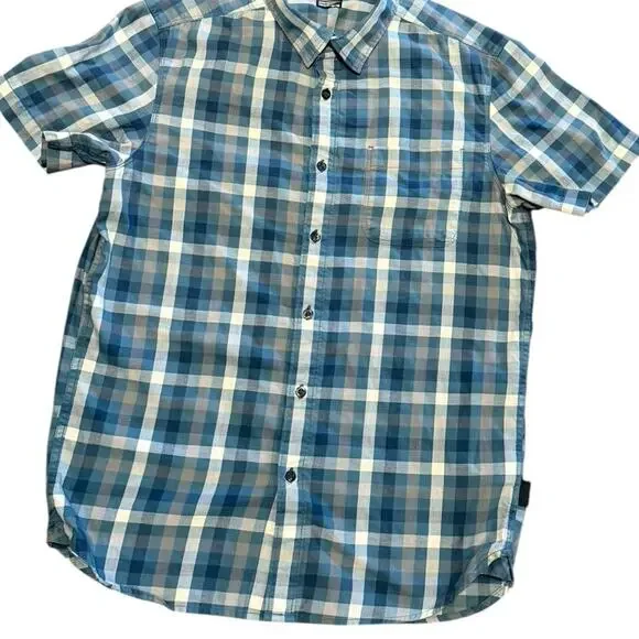 The North Face Men’s Size Medium Blue & Gray Checked Short Sleeve Shirt