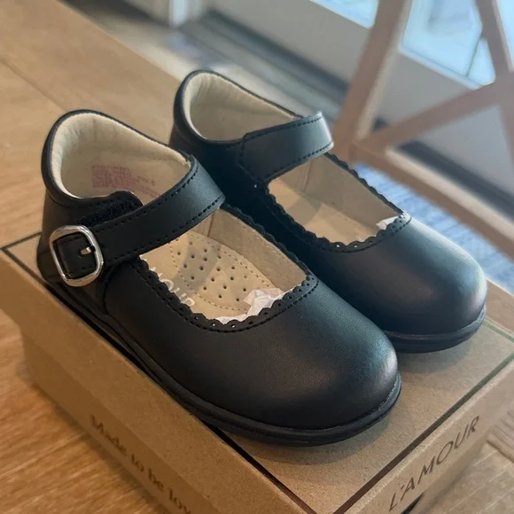 L’Amour black Maryjane shoes in size 6.  Never worn new in box.