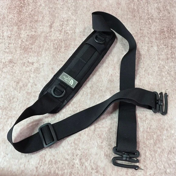 The North Face Padded Backpack Shoulder Strap Sternum D-Ring Swivel Hooks Black