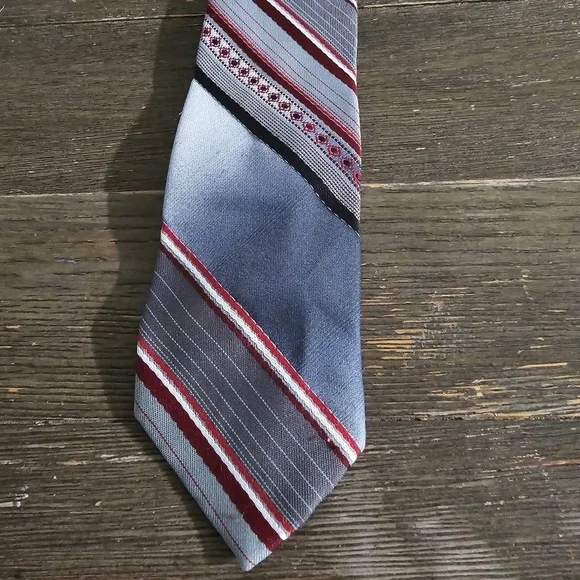Vintage 60s 70s Grey Red Boho Embroidered Neck Tie