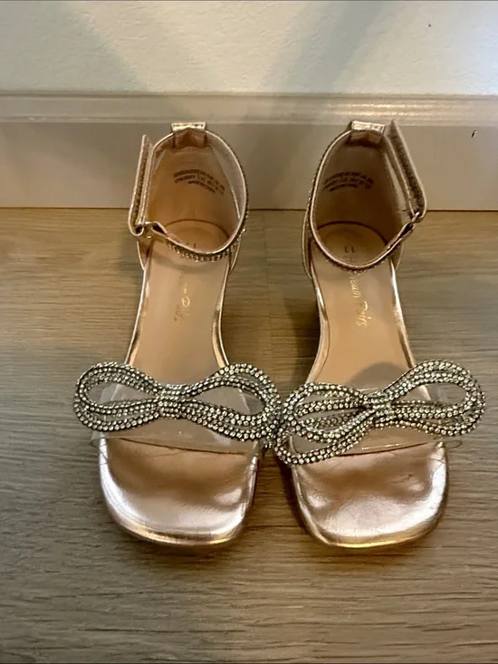 Dream Pairs Rose Gold Toddler/Youth Dress Sandals with Crystal Bow