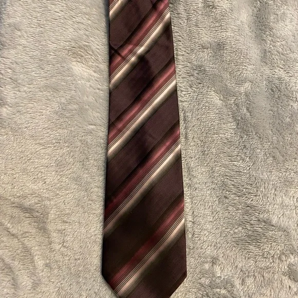 Vintage Van Heiden Men's Tie Brown