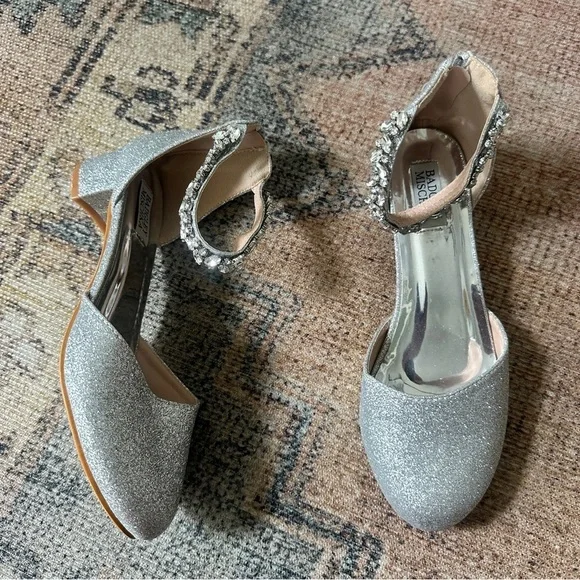 Kids Badgley Mischka Silver Glitter Heels sz 3