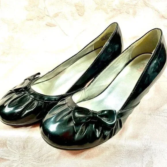 CANDIES BLACK PATENT KEIRA PUMPS 2” HEEL SIZE 5M
