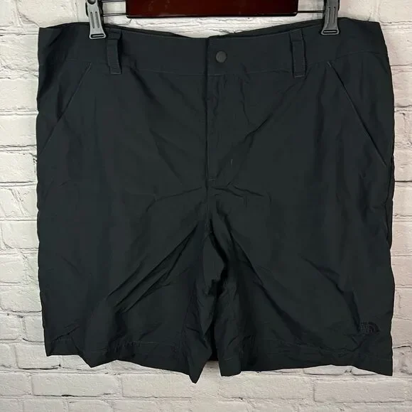 The North Face Shorts Mens 38 Black 100% Nylon Hiking Outdoor Travel‎ Flat Front