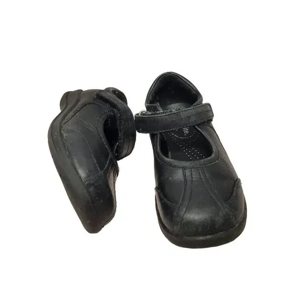 Stride Rite Mary janes 10M