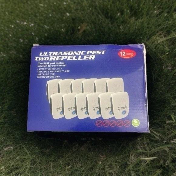 Ultrasonic Pest Two Repeller 12 Pack - One Room One Unit Safe And Easy To Use