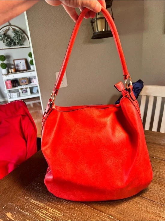NWOT red purse with gold hardware 14x12
