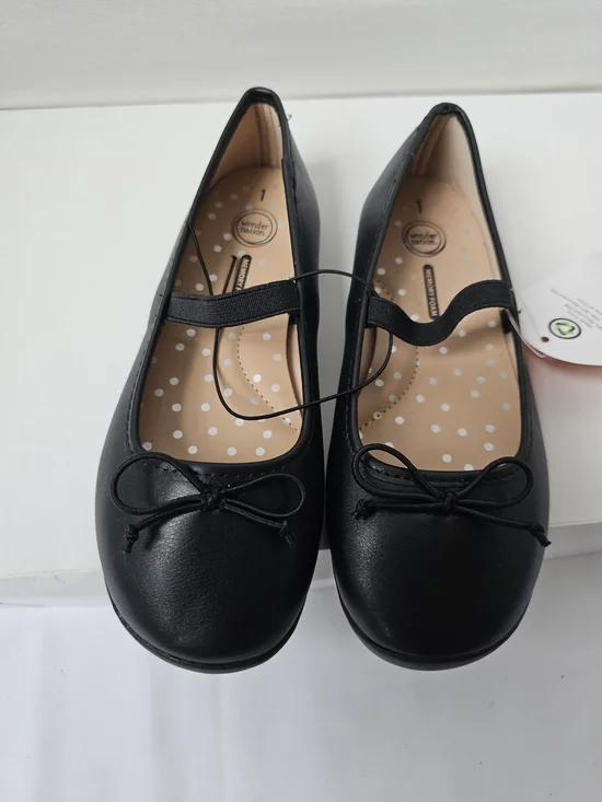 NWT Wonder Nation Black Ballet Flats Girls Sizes 1 & 4 | Memory Foam