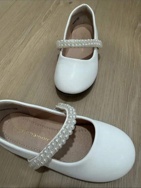 White Pearl-Strap Kids