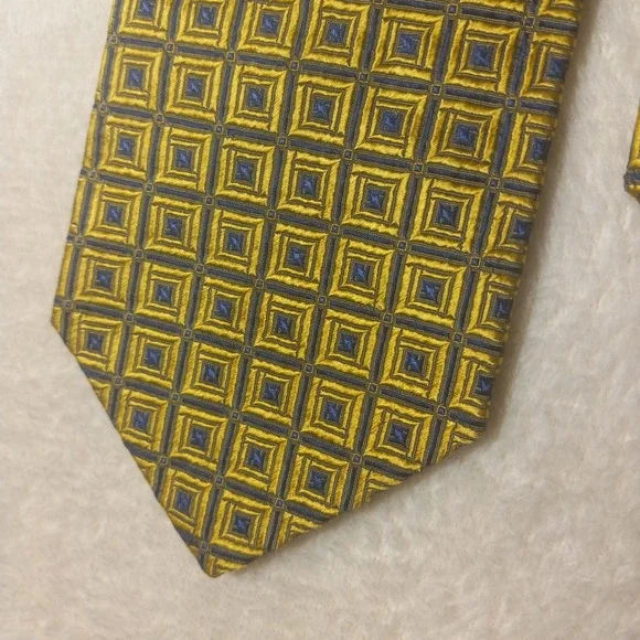 Geometric Silk Tie Bachrach Bold Gold Retro Square Pattern, Modern Professional
