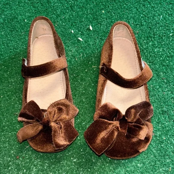 Brown Velvet Kids Shoes with Bow