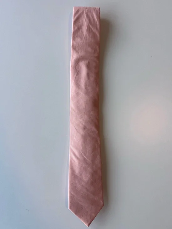 J. Crew men’s The Narrow Tie light orange color