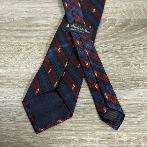 Brooks Brothers Silk Nutcracker Plaid Tie Navy Blue Burgundy Holiday Christmas