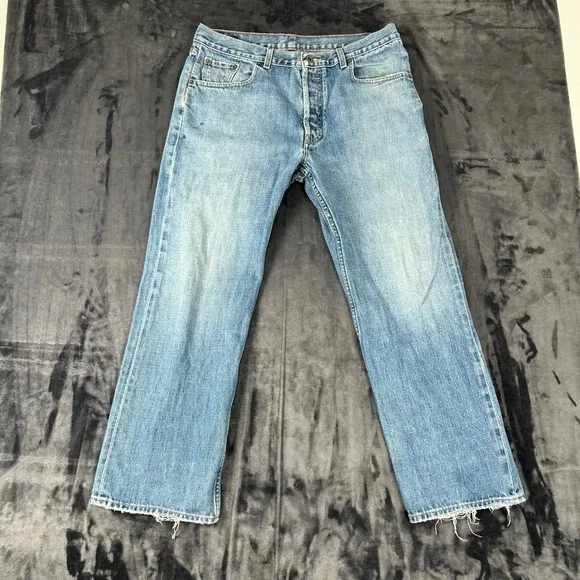 Banana Republic Relaxed Fit Jeans Mens 35x30 Blue Light Wash Cotton Distressed