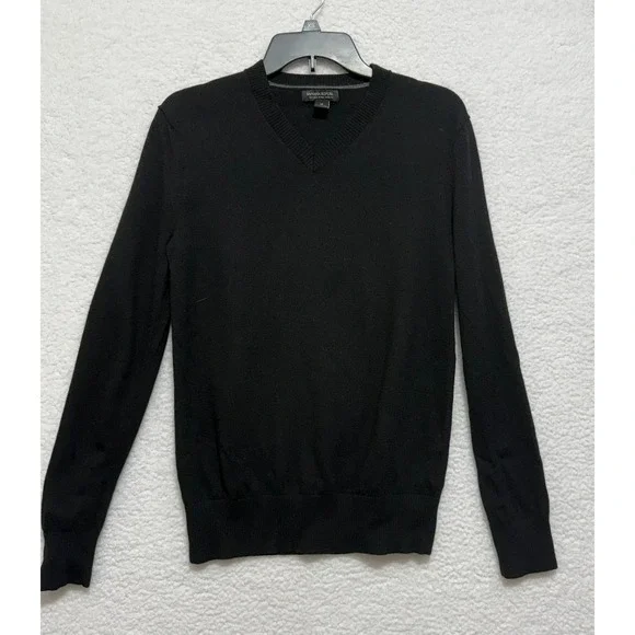 Banana Republic Mens Extra‎ Fine Merino Wool V-Neck Sweater Black M 506201-03