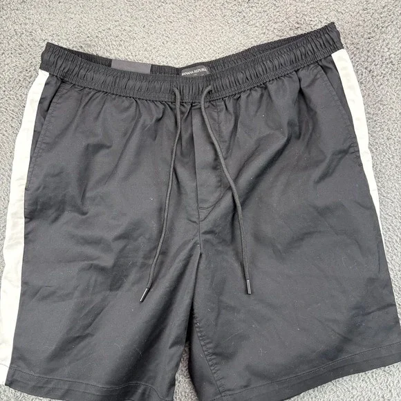 Banana Republic‎ Core Temp Short Mens Large Black White Side Stripe Athletic L
