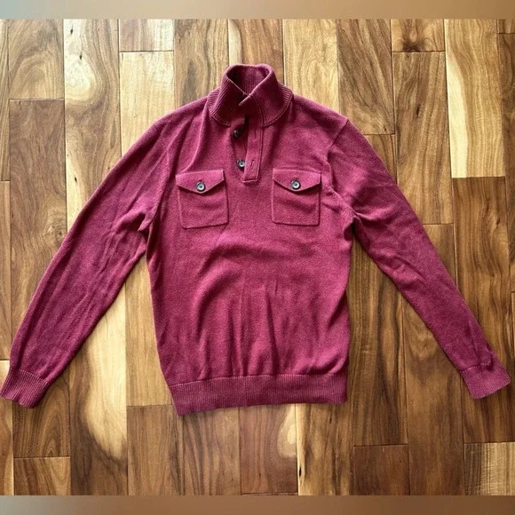 Banana Republic Size Medium Maroon Sweater
