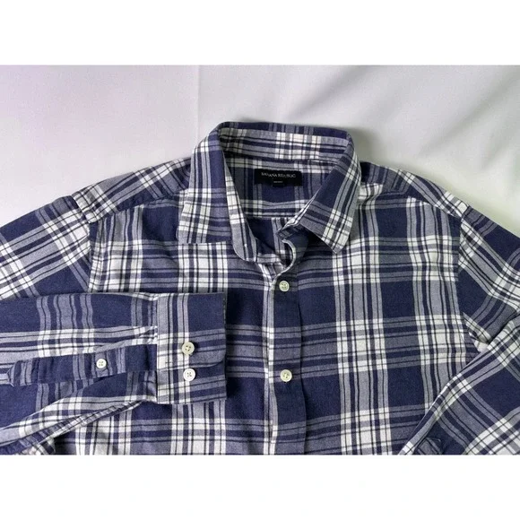 Banana Republic Slim Fit Plaid Button Down Shirt‎ Mens Size Medium Blue White