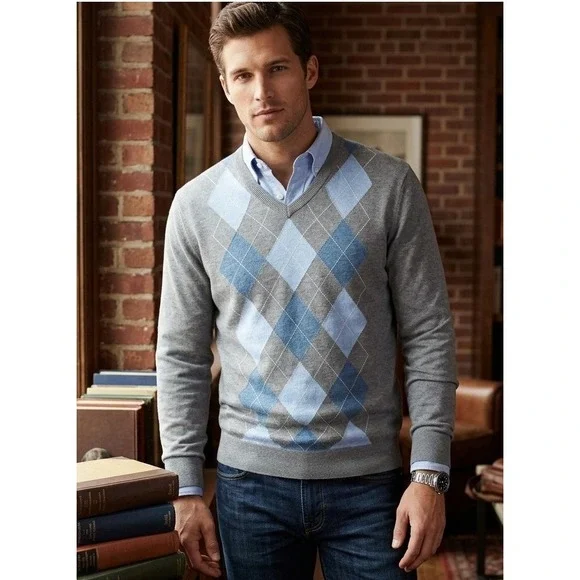 Banana Republic Argyle Sweater Mens Large Grey Blue Silk Cashmere V-Neck Preppy