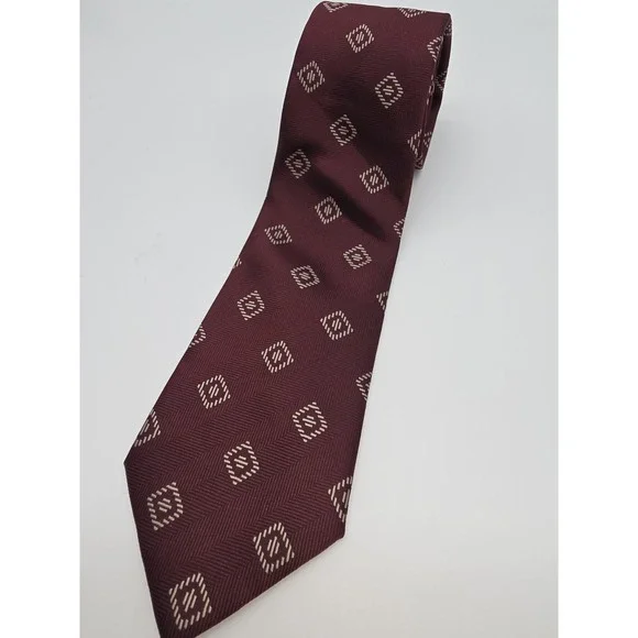 Banana Republic Mens 100% Silk Tie Burgundy Tan Geometric 57