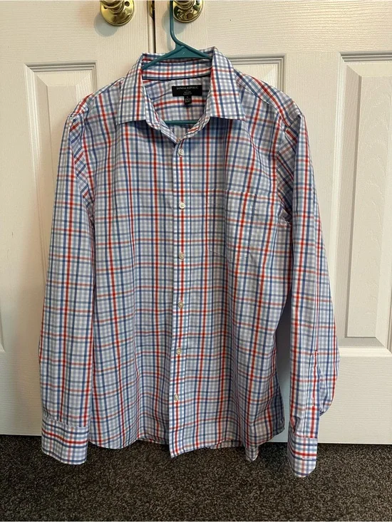 Banana Republic Men’s Red & Blue Plaid Button-Up Shirt