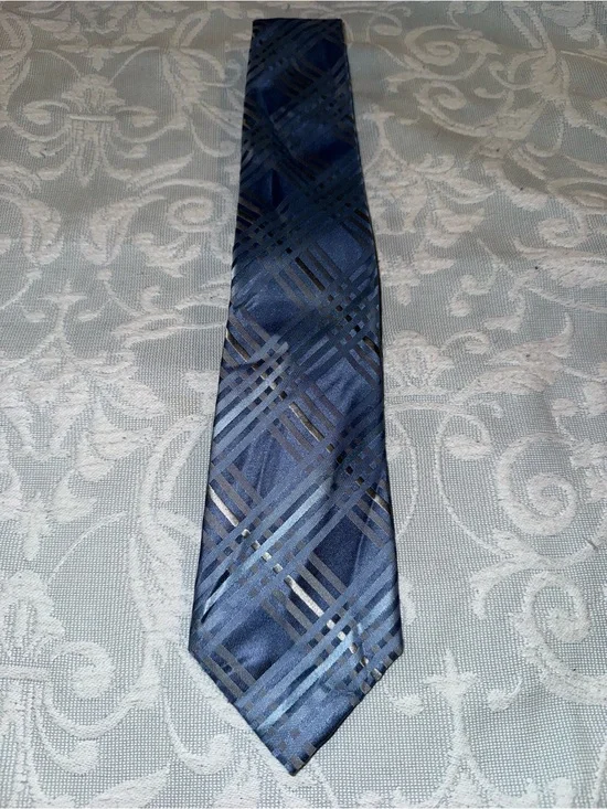 BCBG Men's Blue Plaid Silk Tie