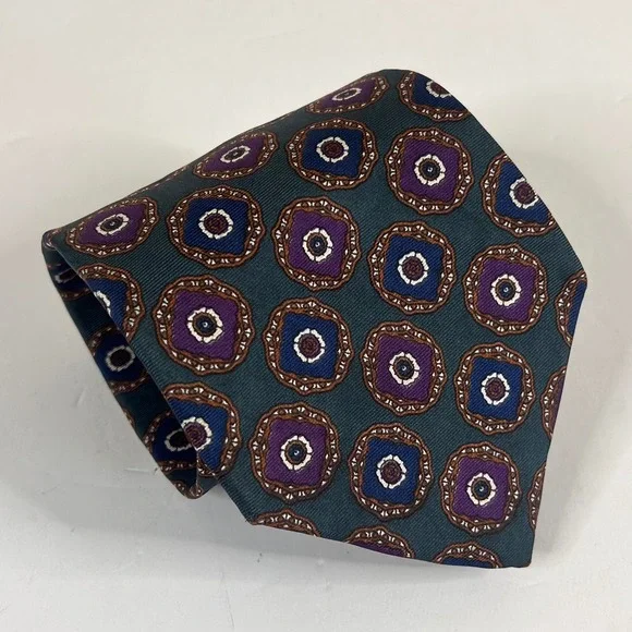 Christian Dior Vintage Necktie Green Purple Medallion Silk Italy 3 3/4 x 55 3/4