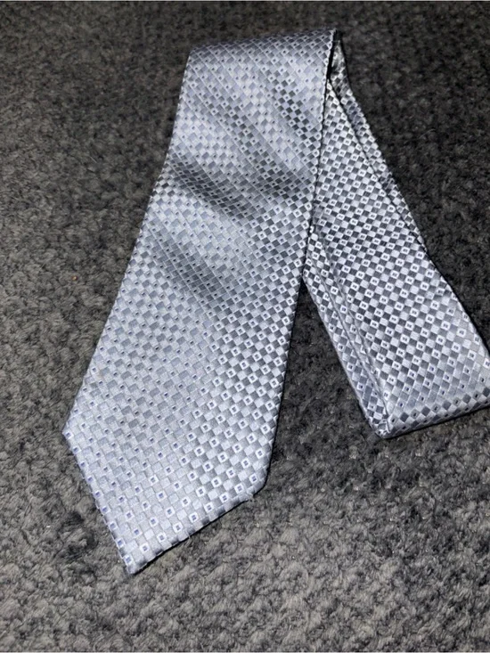 Michael Kors 100% Silk Tie RN 121148 Gray And Lavender Small Checkered Print EUC