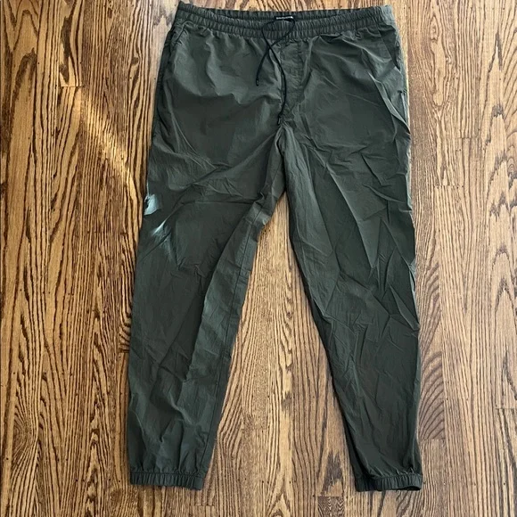 Banana Republic Men's Dark Green Joggers