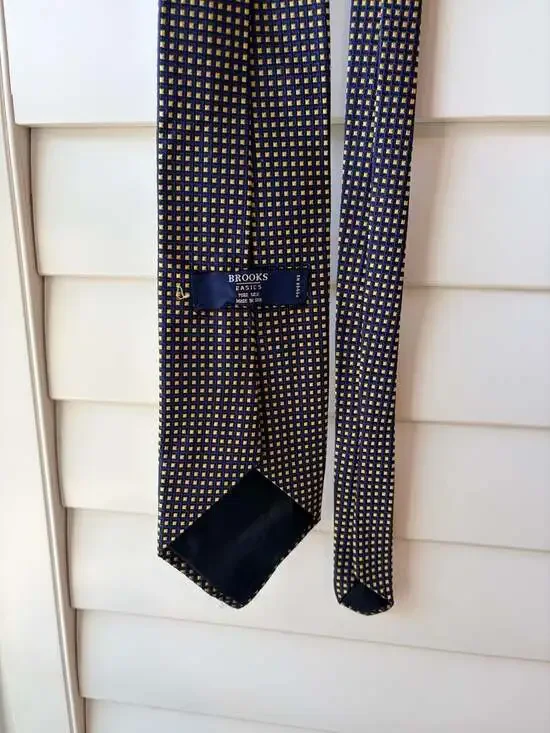 Brooks Brothers Basics Navy and Gold Geometric Square Print Pure Silk Necktie