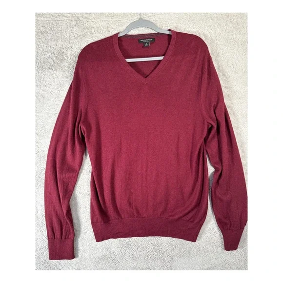Banana Republic Luxury Blend Mens L Burgundy V Neck Sweater Silk Cashmere‎ Blend