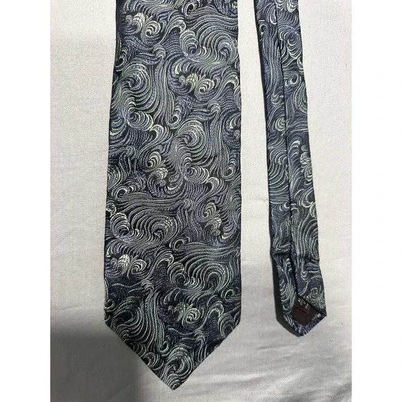 VTG Bachrach Blue Japanese Inspired Waves‎ Wind Silk Necktie