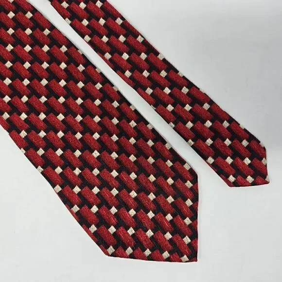 CHARLESTON TIE RACK ITALY SILK RED BLACK CREAM BRICK PATTERN SATIN 3.75