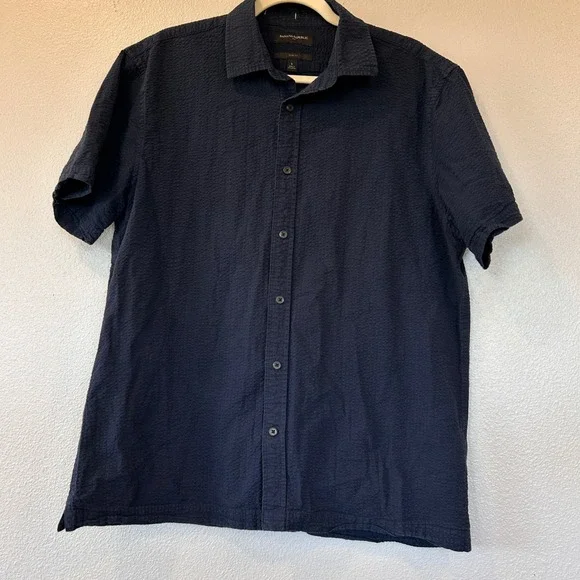 Banana Republic Mens Navy Blue Seersucker Short Sleeve Button Down Shirt Slim L