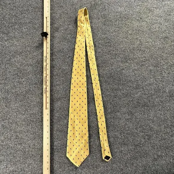 Chaps Ralph‎ Lauren Yellow Silk Tie with Blue Diamond Pattern #536