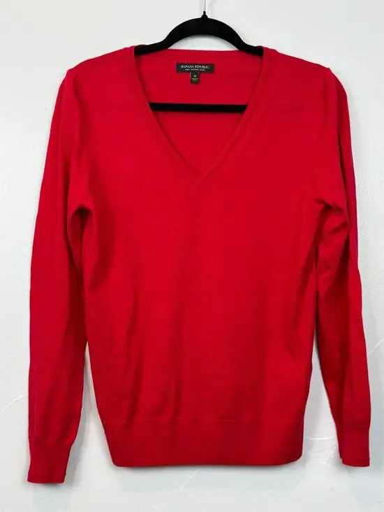Banana Republic 100% Merino Wool Red Crewneck Pullover Sweater M Preppy