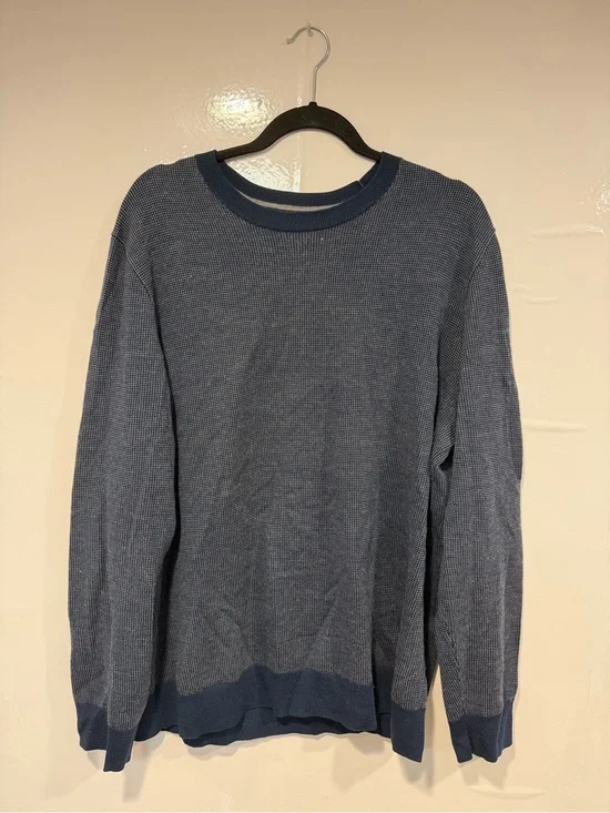 Banana Republic Italian Merino Yarn Crewneck Waffle-Knit Sweater in Blue
