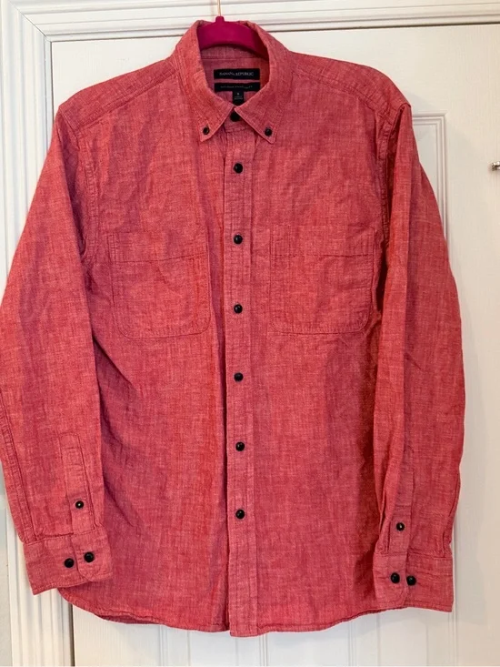 Banana Republic Red Heather Long-Sleeve Button-Down Shirt