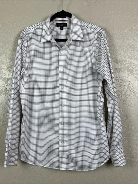 Choose 5 for $30 Banana Republic White and Black Grid Dress Shirt