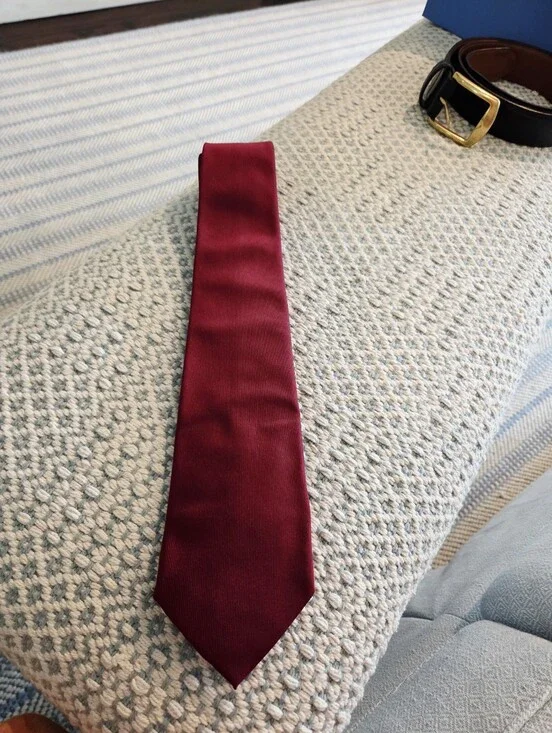 E Marinella Solid Burgundy Tie - Sleek Formal Accessory