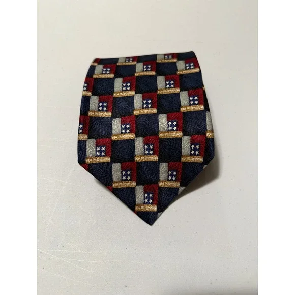 New Millennium United‎ States Historical Society Mens Tie Patriotic Flag Design