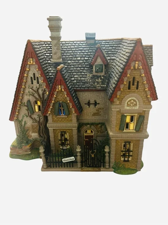 Dept 56 Dickens  Great Expectations Satis Manor  House Classics retired.