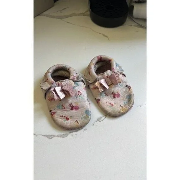 Freshly Picked Disney Princess‎ moccassins 4